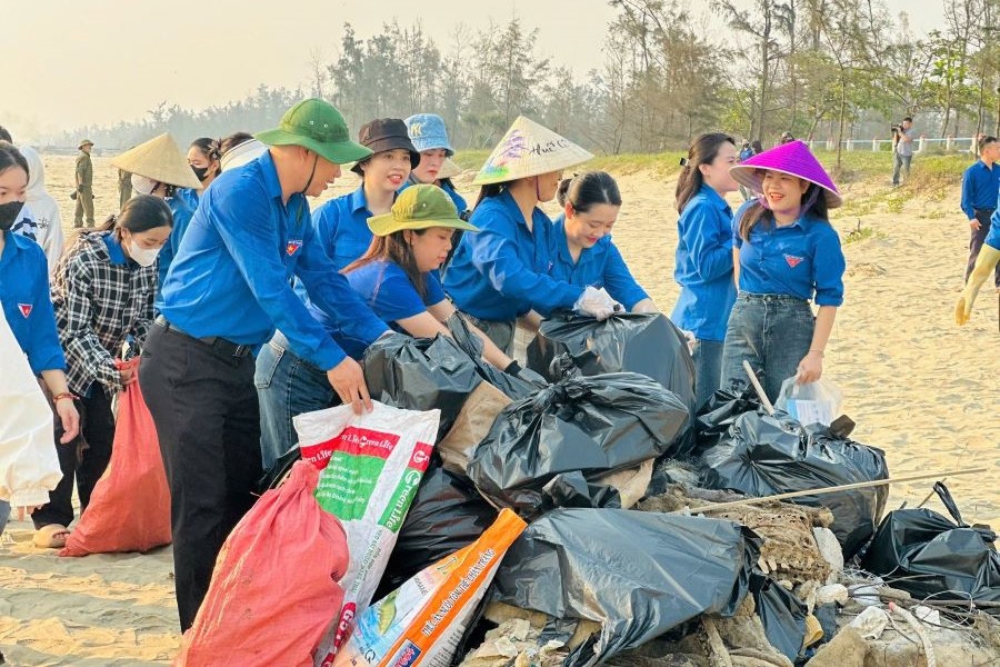 Đợt ra qu&acirc;n đ&atilde; thu h&uacute;t gần 112.000 người tr&ecirc;n địa b&agrave;n H&agrave; Tĩnh tham gia