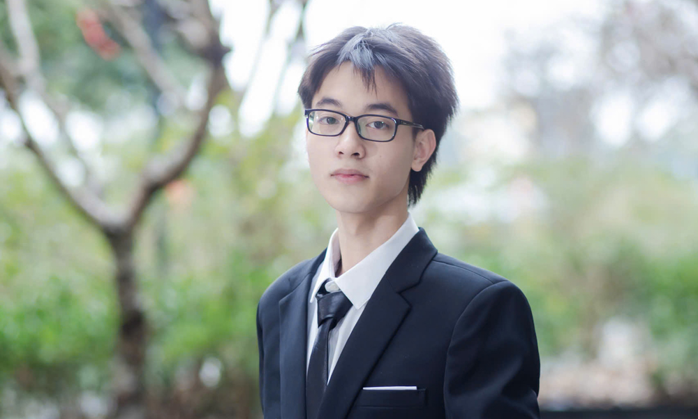 Em Ho&agrave;ng Văn Th&aacute;i Sơn - Trường Trung học phổ th&ocirc;ng Chuy&ecirc;n Bắc Ninh (Bắc Ninh).