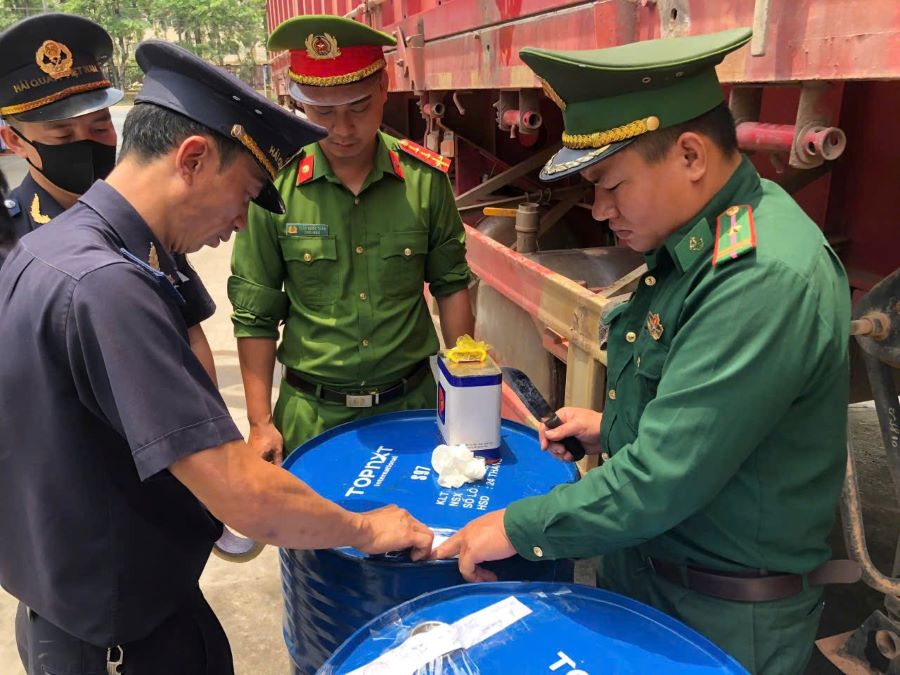 To&agrave;n bộ tang vật được cơ quan chức năng tỉnh Quảng Trị tạm giữ, x&aacute;c minh, l&agrave;m r&otilde; để xử l&yacute; theo quy định