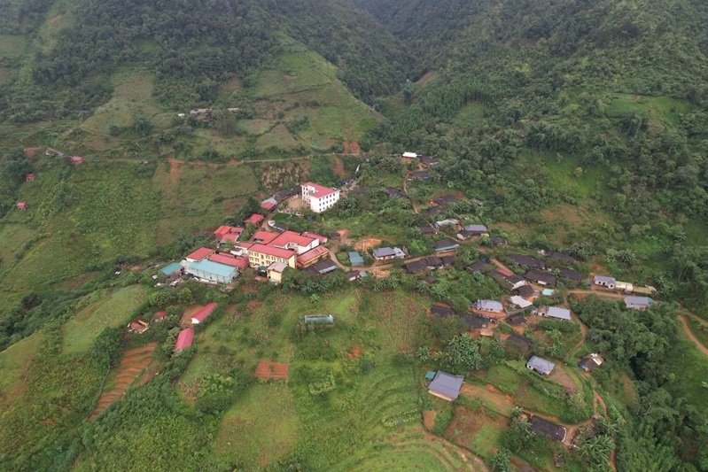 Trung t&acirc;m x&atilde; T&agrave; Xi L&aacute;ng. Ảnh: Thanh Tiến.