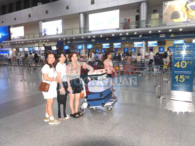 Nh&agrave; ga quốc tế Đ&agrave; Nẵng tiếp tục được Skytrax c&ocirc;ng nhận đạt chuẩn 5 sao trong năm 2026. Đ&acirc;y l&agrave; mục xếp hạng cao nhất d&agrave;nh cho nh&agrave; ga s&acirc;n bay .