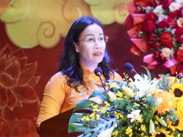 Ph&oacute; Chủ tịch UBND th&agrave;nh phố b&agrave; Nguyễn Thị Anh Thi ph&aacute;t biểu tại Đại hội.