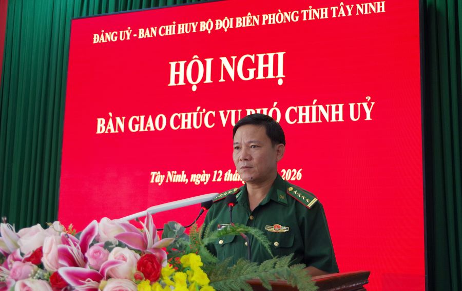 Đại t&aacute; Dương Văn Dược, B&iacute; thư Đảng ủy, Ch&iacute;nh ủy Ban Chỉ huy BĐBP tỉnh ph&aacute;t biểu chỉ đạo
