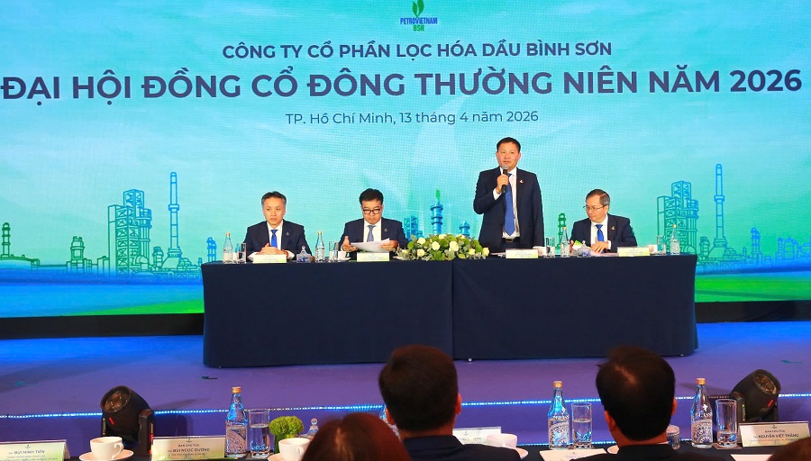 Năm 2025, BSR tiếp tục duy trì cơ cấu sản xuất ổn định theo các nhóm sản phẩm chủ lực của Nhà máy Lọc dầu Dung Quất như: xăng, dầu diesel, nhiên liệu hàng không, LPG và polypropyle Năm 2025, BSR tiếp tục duy trì cơ cấu sản xuất ổn định theo các nhóm sản phẩm chủ lực của Nhà máy Lọc dầu Dung Quất như: xăng, dầu diesel, nhiên liệu hàng không, LPG và polypropyle