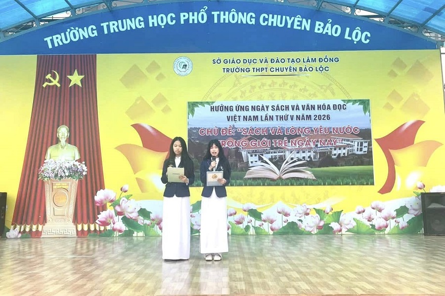 Hoạt động ngoại khóa khối Liên quân Anh. Hoạt động ngoại khóa khối Liên quân Anh.