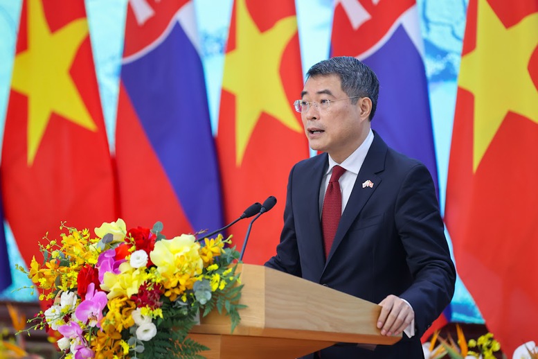 Thủ tướng L&ecirc; Minh Hưng cho biết, để đưa quan hệ Đối t&aacute;c Chiến lược giữa hai nước đi v&agrave;o chiều s&acirc;u trong thời gian tới, hai b&ecirc;n đ&atilde; thống nhất cao về việc th&uacute;c đẩy hiệu quả c&aacute;c nh&oacute;m giải ph&aacute;p - Ảnh: VGP/Nhật Bắc