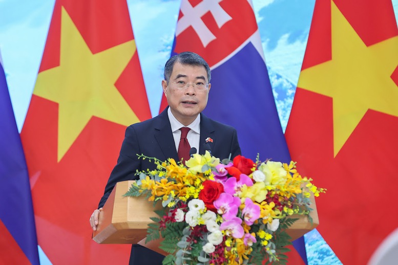 Thủ tướng L&ecirc; Minh Hưng cho biết, trong kh&ocirc;ng kh&iacute; ch&acirc;n th&agrave;nh, tin cậy v&agrave; hiểu biết lẫn nhau, hai b&ecirc;n đ&atilde; c&oacute; cuộc hội đ&agrave;m rất th&agrave;nh c&ocirc;ng v&agrave; đạt được sự nhất tr&iacute; cao tr&ecirc;n nhiều phương diện - Ảnh: VGP/Nhật Bắc