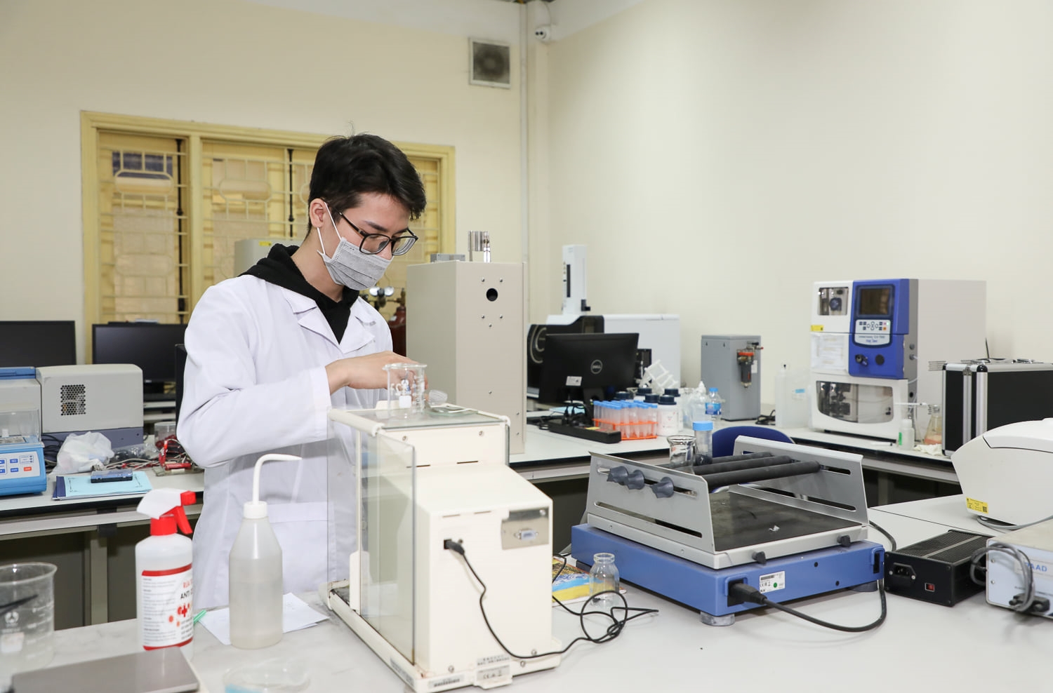 Hỗ trợ 1 tỷ đồng/năm cho mỗi nghiên cứu sinh xuất sắc, “đặt hàng” làm chủ công nghệ lõi