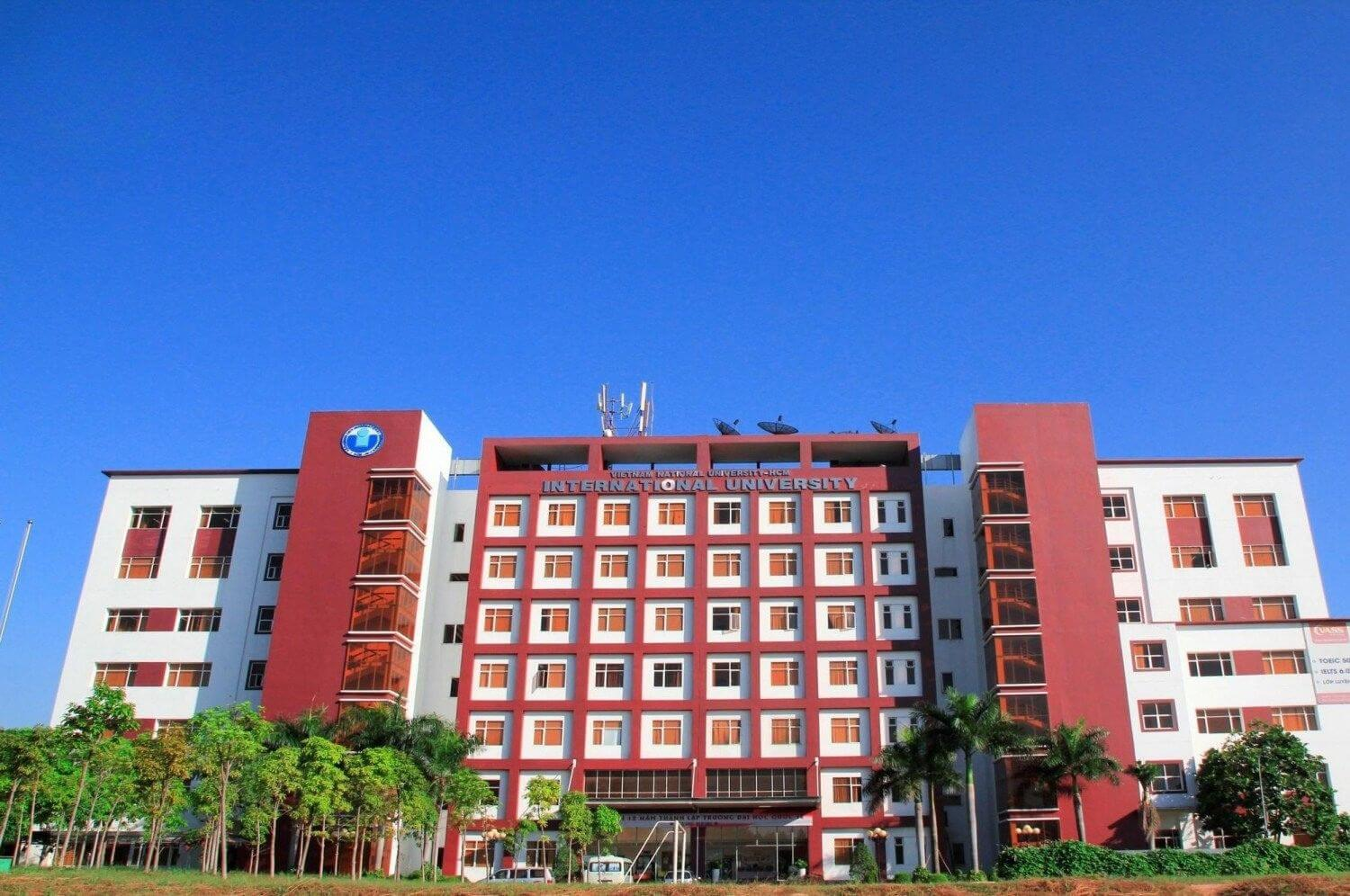 Trường Đại hội Quốc tế tuyển 2.300 chỉ tiêu năm 2026, áp dụng xét tuyển tổng hợp