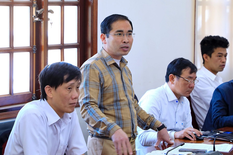 Lãnh đạo Chi cục Quản lý đất đai, Sở NN-MT Lâm Đồng cho biết có sự chồng chéo tại các quyết định của cơ quan Nhà nước Lãnh đạo Chi cục Quản lý đất đai, Sở NN-MT Lâm Đồng cho biết có sự chồng chéo tại các quyết định của cơ quan Nhà nước