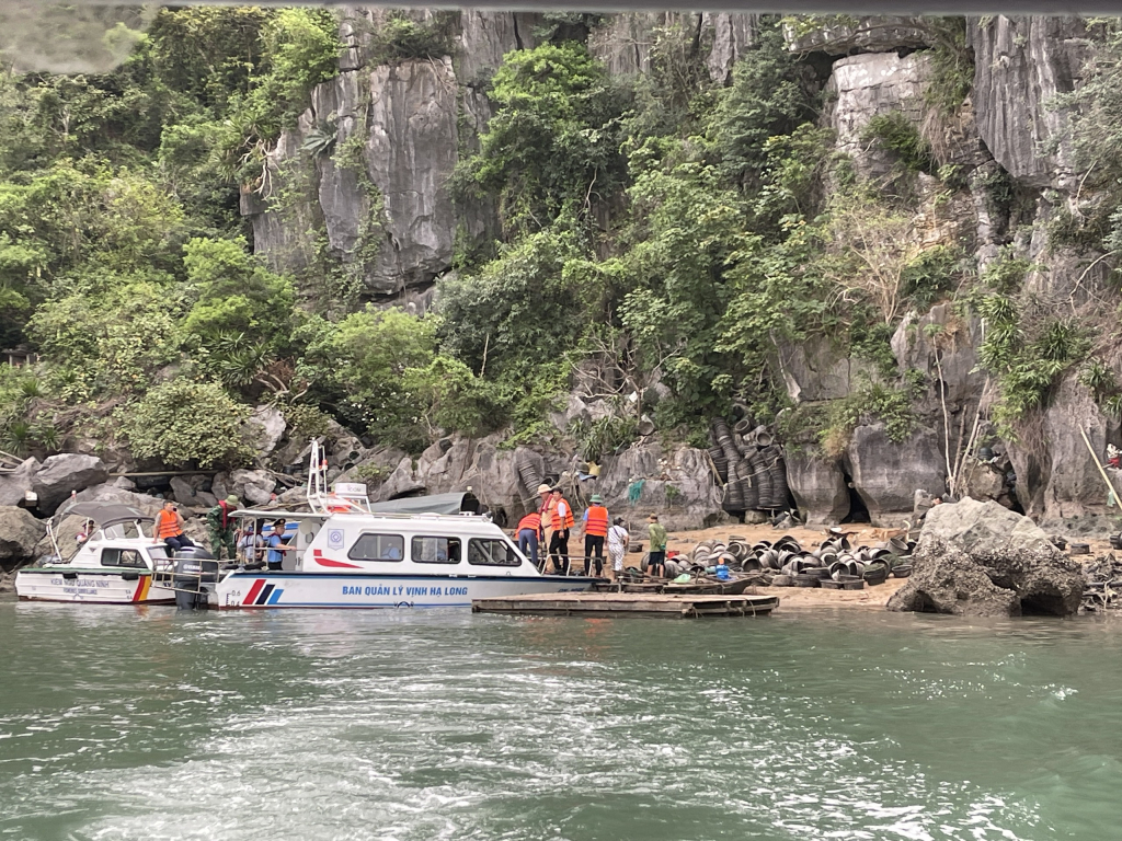 Quảng Ninh yêu cầu chấm dứt ngay hoạt động nuôi trồng thủy sản trái phép trên Vịnh Hạ Long