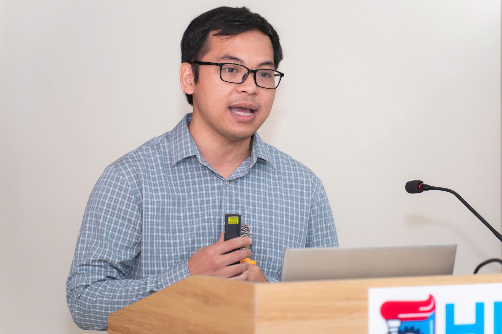 PGS.TS. Nguyễn Hữu Duy - Chủ nhiệm dự &aacute;n, Ph&oacute; Trưởng Bộ m&ocirc;n Địa Nh&acirc;n văn v&agrave; Quy hoạch, Trường ĐH Khoa học Tự nhi&ecirc;n, ĐHQG H&agrave; Nội - b&agrave;y tỏ kỳ vọng về những t&aacute;c động t&iacute;ch cực m&agrave; sự hợp t&aacute;c giữa hai b&ecirc;n mang lại