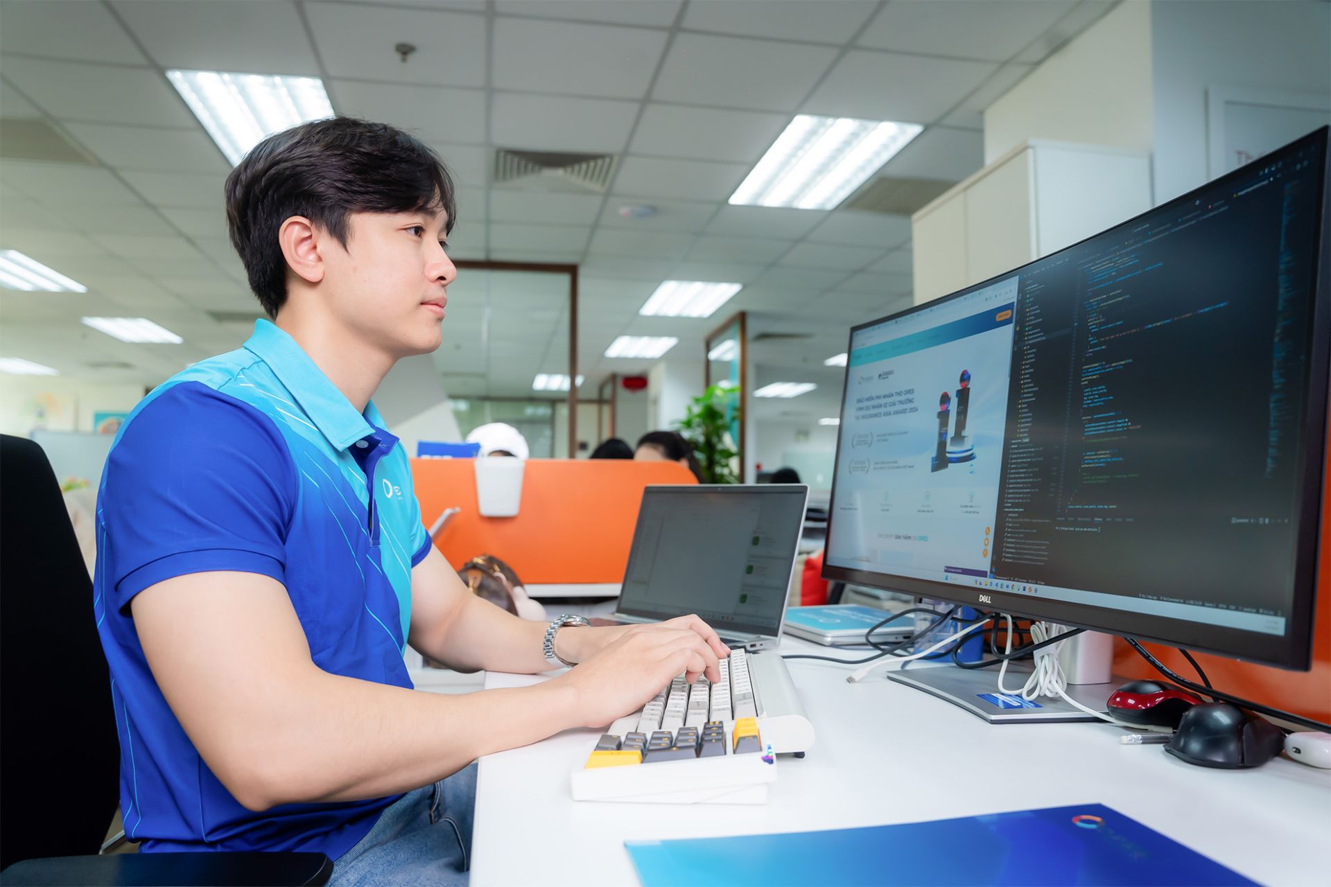 OPES t&iacute;ch hợp c&ocirc;ng nghệ để r&uacute;t ngắn thời gian xử l&yacute;, nhanh ch&oacute;ng chi trả quyền lợi cho kh&aacute;ch h&agrave;ng.