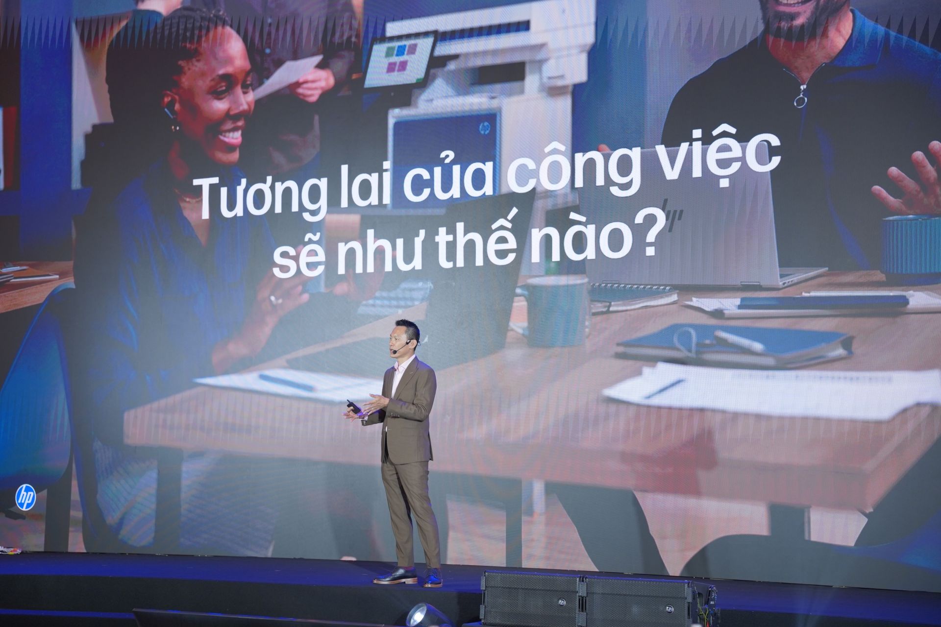 &Ocirc;ng Koh Kong Meng &ndash; Tổng Gi&aacute;m đốc HP Đ&ocirc;ng Nam &Aacute; v&agrave; Singapore chia sẻ tại sự kiện.