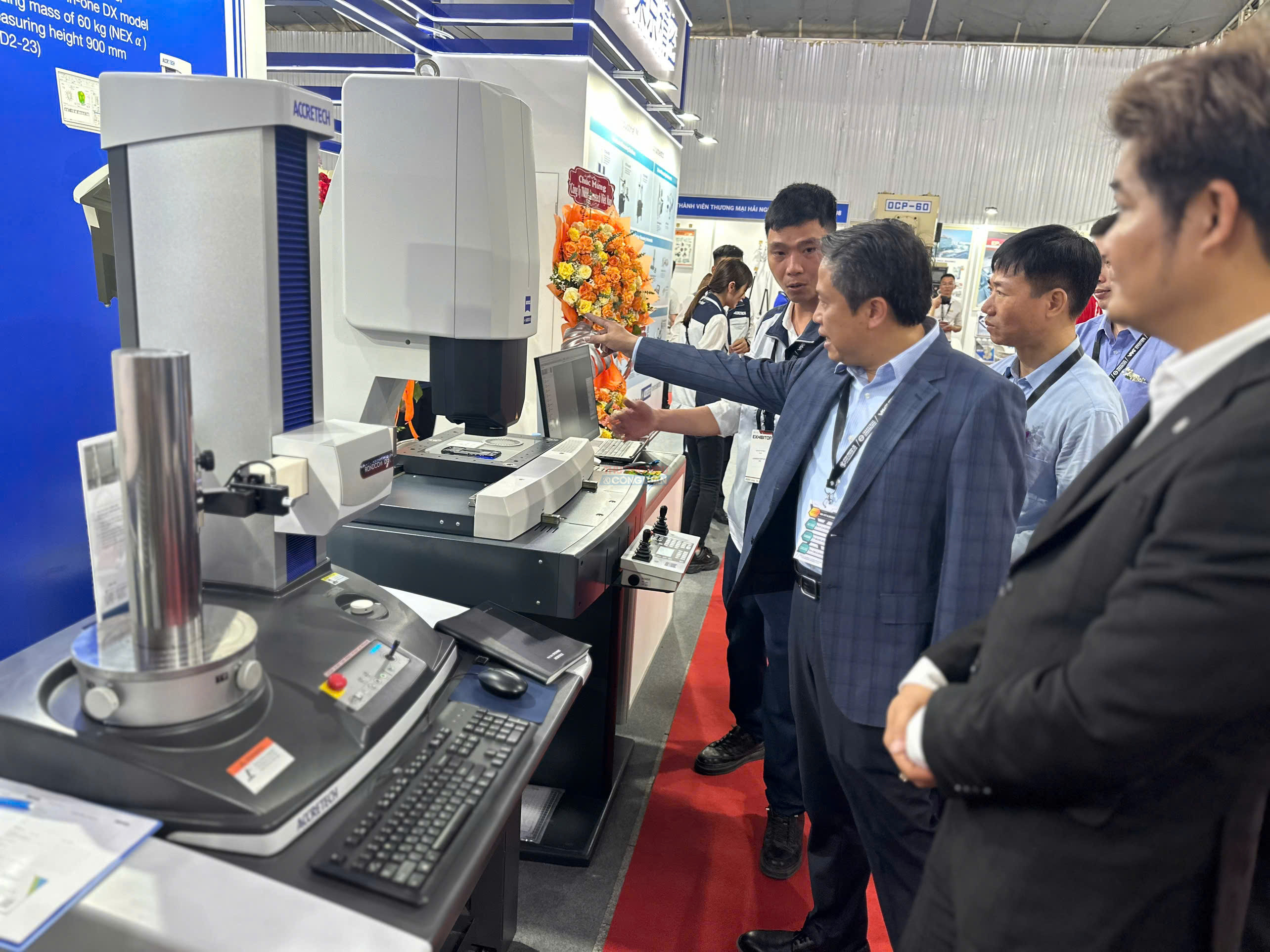 Một số gian h&agrave;ng tại Triển l&atilde;m ng&agrave;y 15/4/2026.