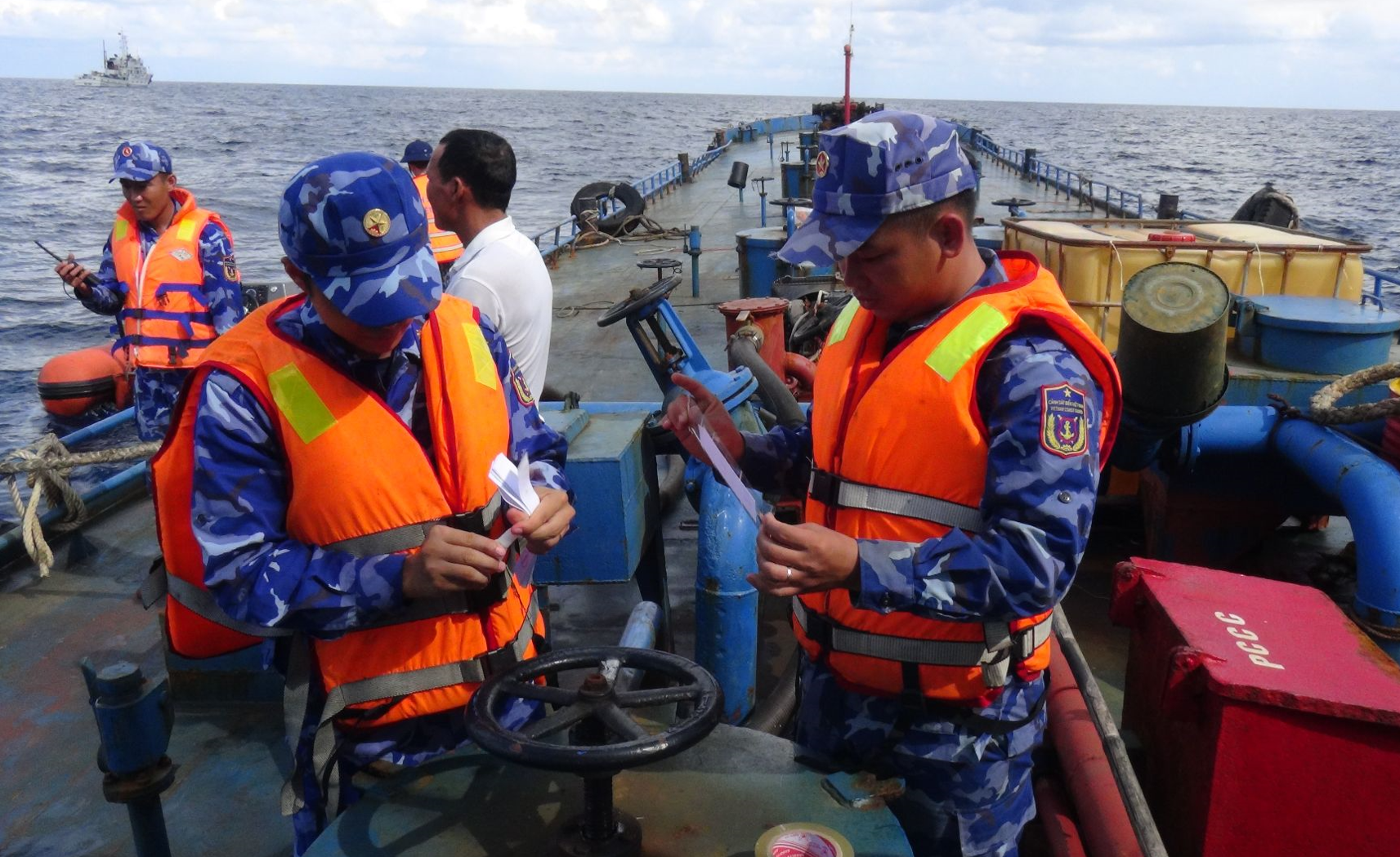 Cảnh sát biển Việt Nam: Xử lý hàng trăm vụ vi phạm pháp luật trên biển trong đợt cao điểm