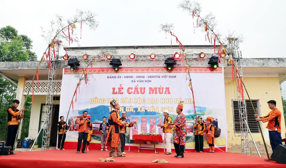 Bắc Ninh: Nghệ thuật dân gian độc đáo tại lễ cầu mùa của đồng bào dân tộc Dao