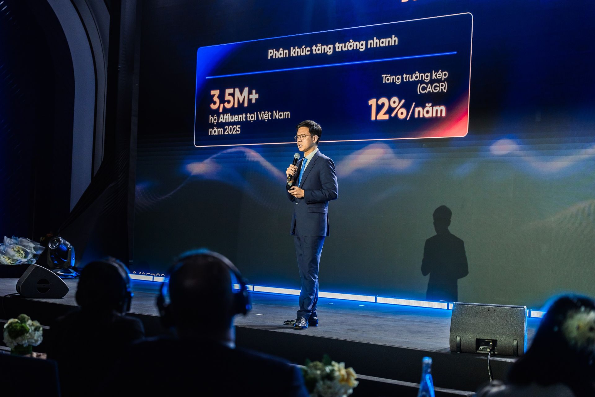 VietinBank Premium &ndash; dịch vụ Kh&aacute;ch h&agrave;ng Ưu ti&ecirc;n, cung cấp giải ph&aacute;p t&agrave;i ch&iacute;nh to&agrave;n diện, n&acirc;ng cao trải nghiệm v&agrave; gắn kết kh&aacute;ch h&agrave;ng.