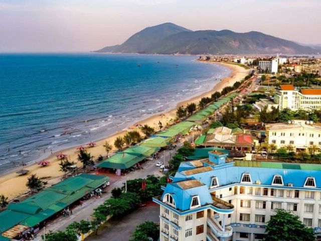 Thiên Cầm sẽ là điểm nhấn cho mùa du lịch biển Hà Tĩnh 2026 với hàng loạt sự kiện. Thiên Cầm sẽ là điểm nhấn cho mùa du lịch biển Hà Tĩnh 2026 với hàng loạt sự kiện.