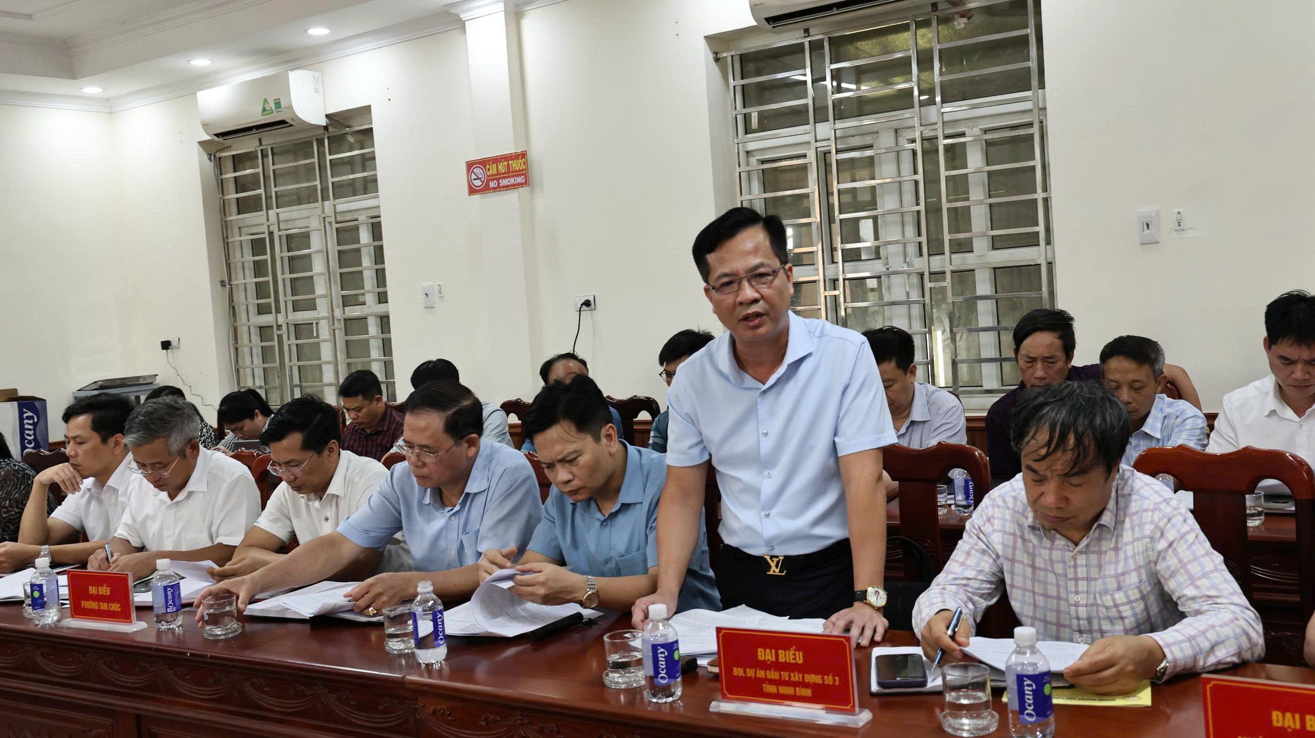 Lãnh đạo Ban Quản lý dự án đầu tư xây dựng số 3 tỉnh Ninh Bình báo cáo về tình hình triển khai, công tác giải phóng mặt bằng Lãnh đạo Ban Quản lý dự án đầu tư xây dựng số 3 tỉnh Ninh Bình báo cáo về tình hình triển khai, công tác giải phóng mặt bằng