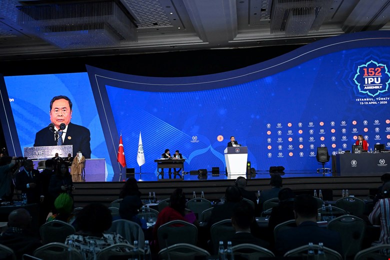 Chủ tịch Quốc hội Trần Thanh Mẫn ph&aacute;t biểu tại Phi&ecirc;n Thảo luận chung của Đại hội đồng Li&ecirc;n minh Nghị viện Thế giới lần thứ 152