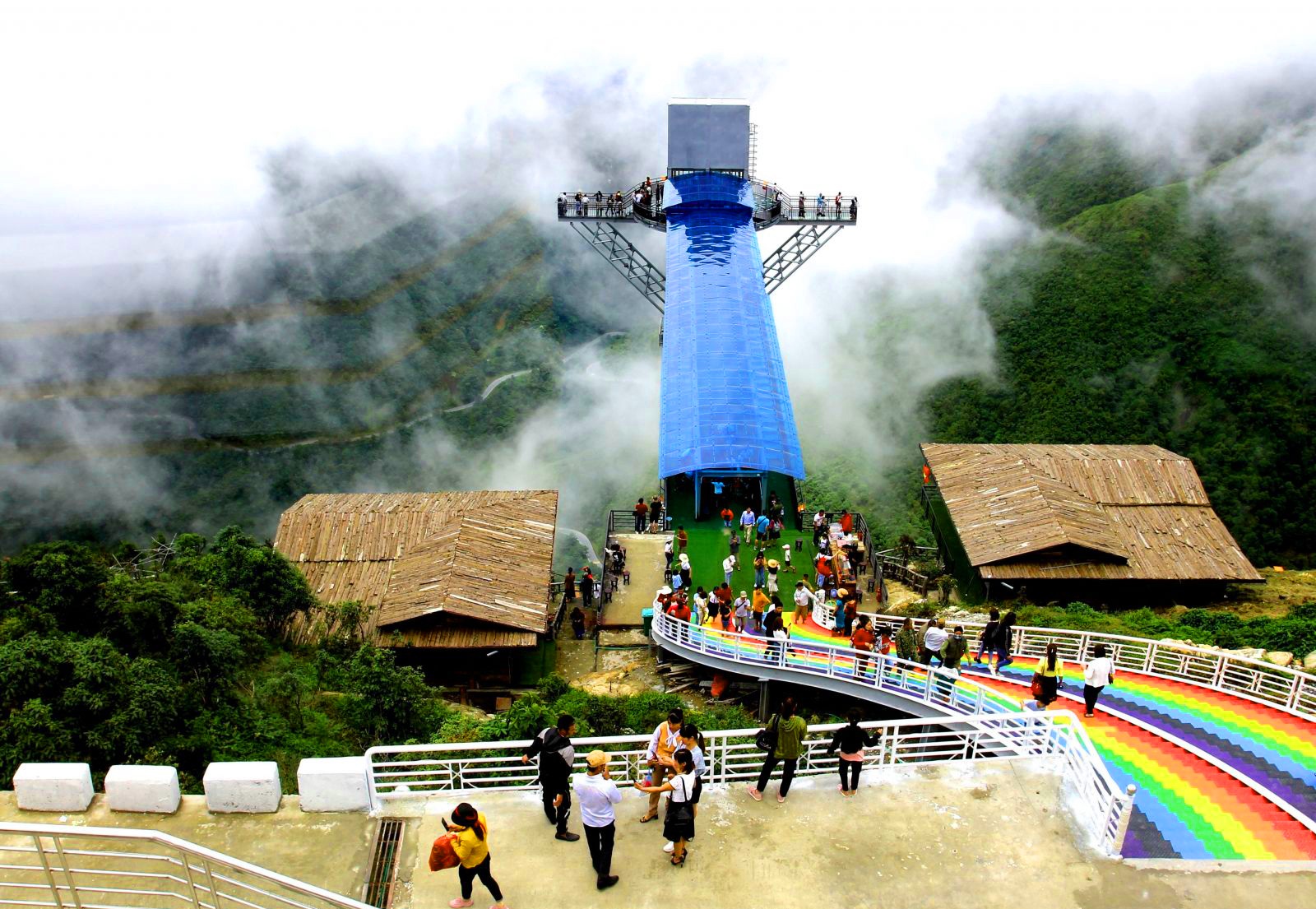 Lai Châu vươn mình trên bản đồ du lịch nhờ thiên nhiên kỳ vĩ và văn hóa độc đáo