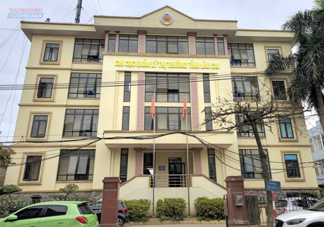Chi cục Quản l&yacute; thị trường tỉnh L&agrave;o Cai &ndash; lực lượng n&ograve;ng cốt trong c&ocirc;ng t&aacute;c kiểm tra, kiểm so&aacute;t, bảo vệ thương hiệu đặc sản địa phương.
