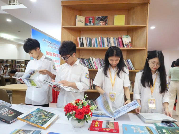 Phú Thọ khai mạc không gian trưng bày tư liệu và hội sách năm 2026