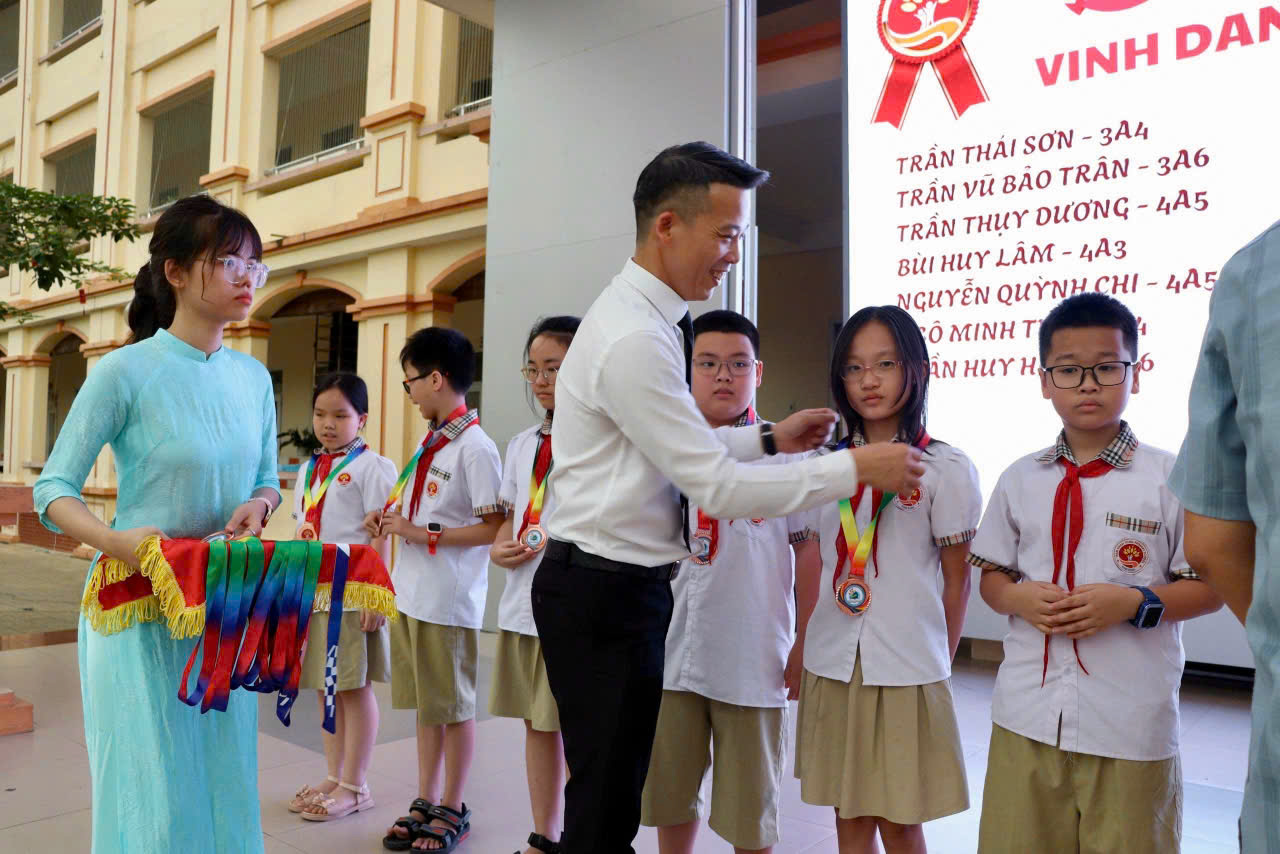 “Mở sách - Mở thế giới”: Ngày hội lan tỏa văn hóa đọc tại Trường Tiểu học Trần Nhân Tông