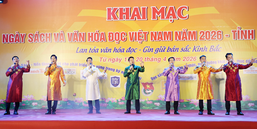 Phần tr&igrave;nh diễn acapella li&ecirc;n kh&uacute;c 