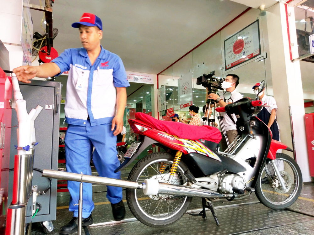 Lộ trình kiểm định khí thải xe máy tại Việt Nam và đề xuất miễn kiểm định cho xe mới