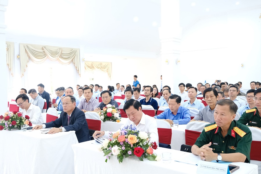 C&aacute;c đại biểu tham dự hội nghị t&igrave;nh h&igrave;nh kh&iacute; tượng thủy văn m&ugrave;a năm 2026, tại L&acirc;m Đồng