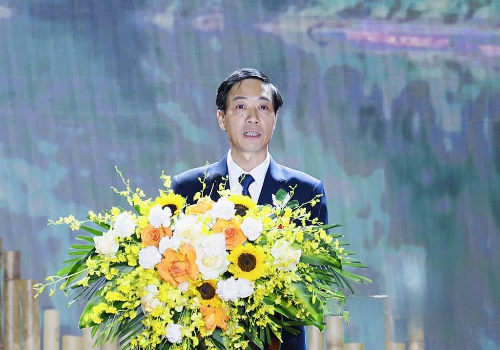 &Ocirc;ng Phạm Mạnh H&ugrave;ng, Chủ tịch UBND x&atilde; C&uacute;c Phương ph&aacute;t biểu khai mạc Ng&agrave;y hội