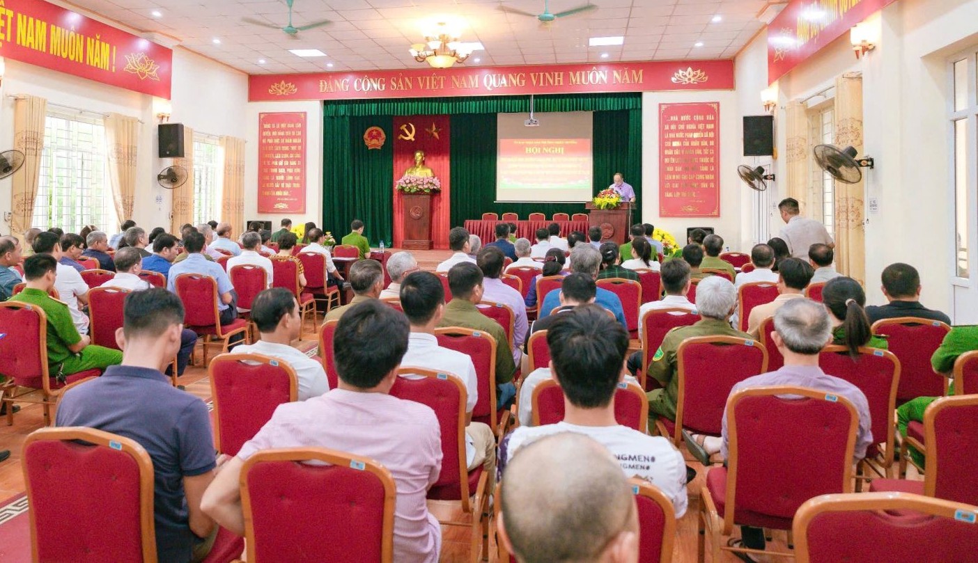 Quang cảnh hội nghị