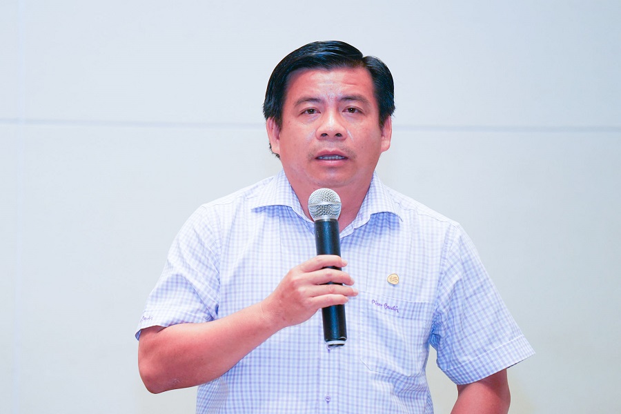 &Ocirc;ng Nguyễn Đức Tiến, Tổng Gi&aacute;m đốc Mũi N&eacute; Bay Resort kiến nghị: Tỉnh cần nghi&ecirc;n cứu điều chỉnh gi&aacute; đất v&agrave; phương ph&aacute;p t&iacute;nh tiền thu&ecirc; đất theo hướng hợp l&yacute;, ổn định; c&oacute; cơ chế &aacute;p dụng gi&aacute; điện sản xuất đối với c&aacute;c cơ sở lưu tr&uacute; du lịch; hỗ trợ doanh nghiệp du lịch tiếp cận nguồn vốn đối với c&aacute;c dự &aacute;n xanh