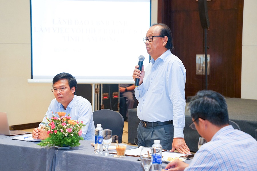 &Ocirc;ng Nguyễn Văn Khoa, Chủ tịch Hiệp hội Du lịch tỉnh L&acirc;m Đồng ph&aacute;t biểu tại hội nghị