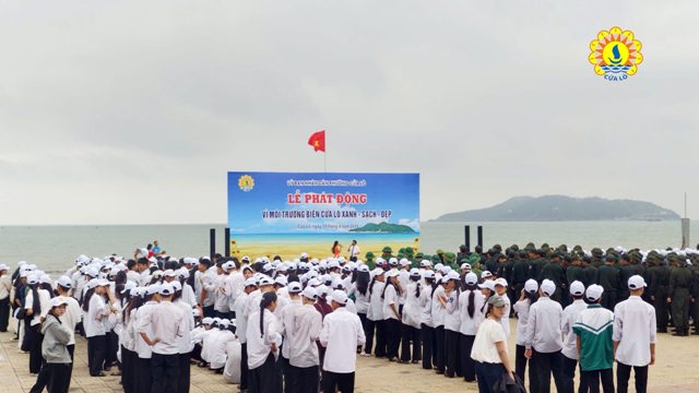 Cửa Lò phát động phong trào bảo vệ môi trường biển xanh - sạch - đẹp