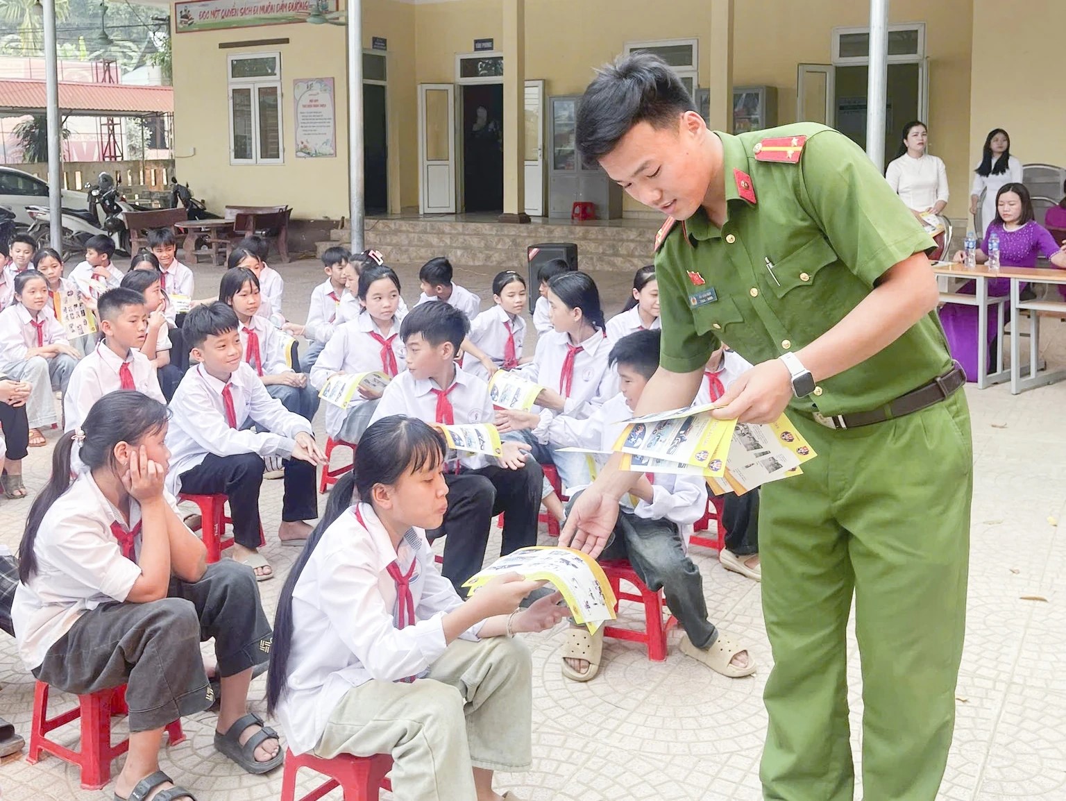 Hơn 26.000 học sinh tại Thanh Hóa được tuyên truyền Luật trật tự an toàn giao thông đường bộ