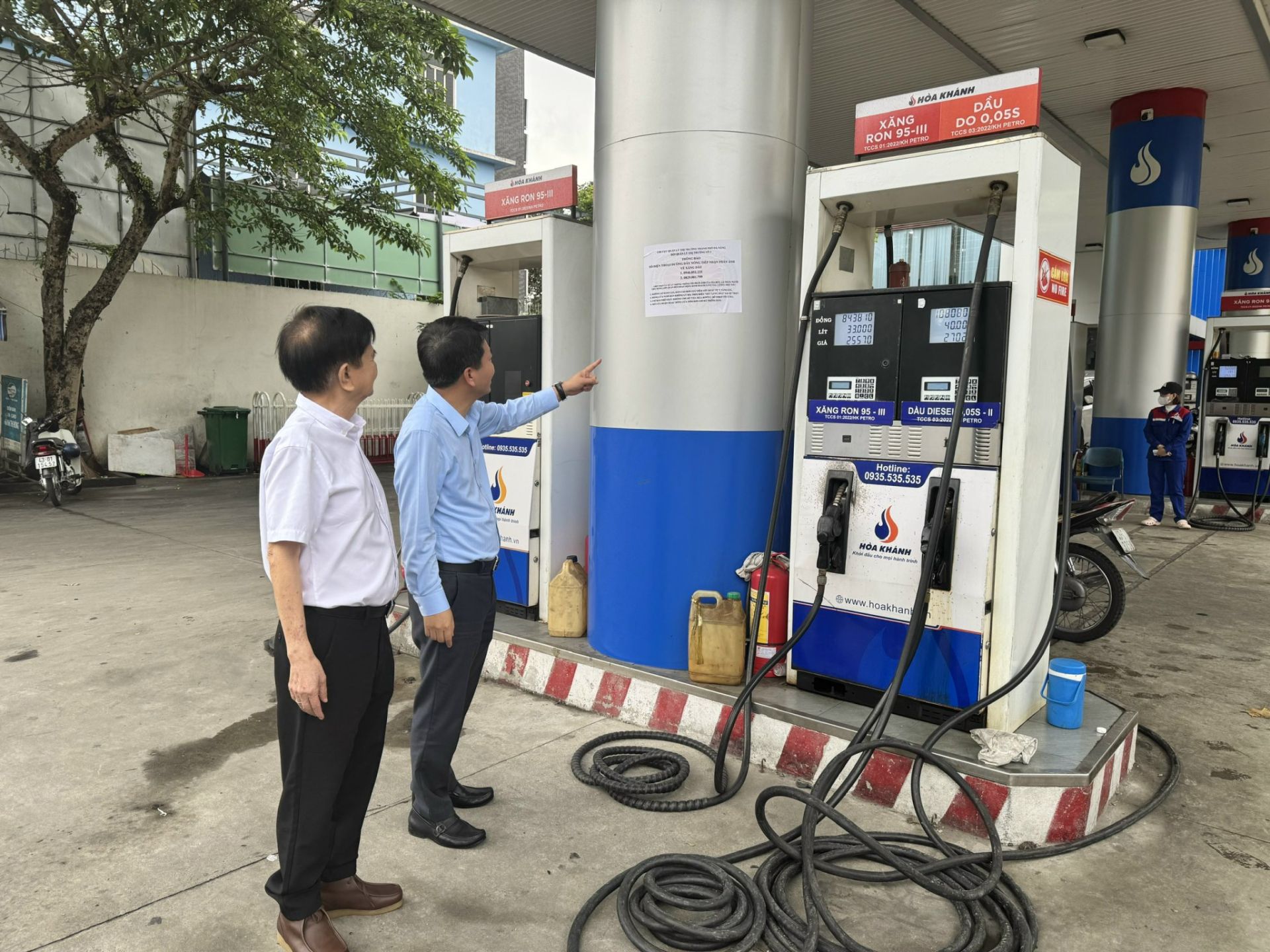 Xử phạt 3 doanh nghiệp đầu mối vi phạm quy định dự trữ xăng dầu