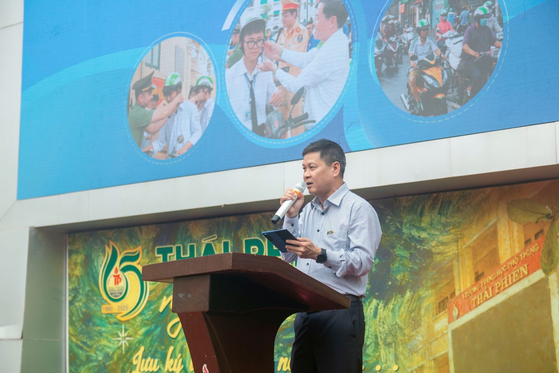 &Ocirc;ng Chu Văn Phương - TV. HĐQT, Tổng gi&aacute;m đốc C&ocirc;ng ty CP Nhựa Thiếu ni&ecirc;n Tiền Phong ph&aacute;t biểu tại buổi lễ.