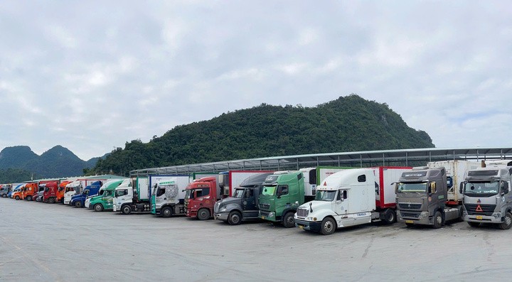 Giao thương bi&ecirc;n giới tại Lạng Sơn tiếp đ&atilde; giữ nhịp ổn định