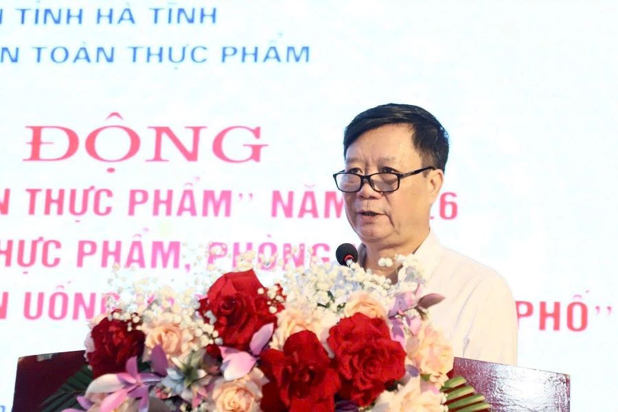 B&aacute;c sĩ Nguyễn Minh Đức, Gi&aacute;m đốc Sở Y tế ph&aacute;t biểu tại lễ ph&aacute;t động