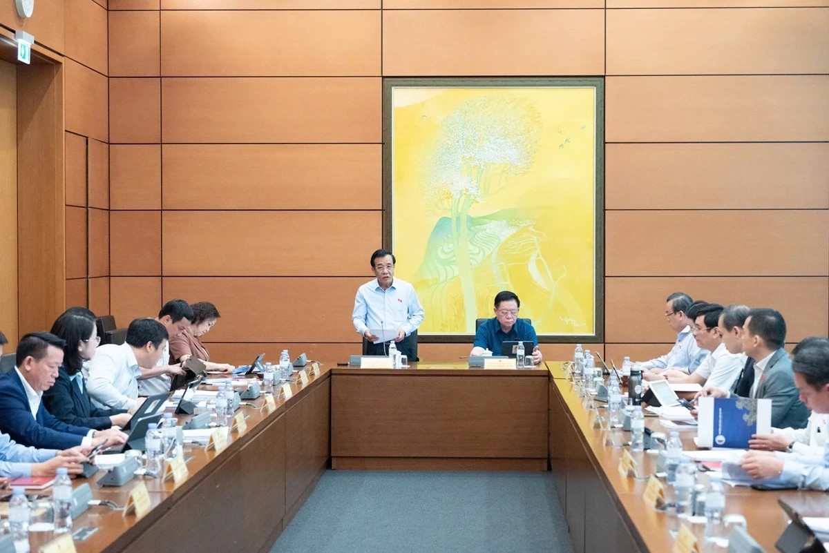 Đoàn ĐBQH Thanh Hóa tham gia góp ý về một số cơ chế, chính sách đột phá phát triển văn hóa Việt Nam