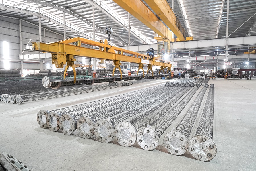 Nh&agrave; m&aacute;y Cọc b&ecirc; t&ocirc;ng ly t&acirc;m dự ứng với hệ thống sản xuất hiện đại v&agrave; kiểm so&aacute;t chất lượng tại Dongtam Group