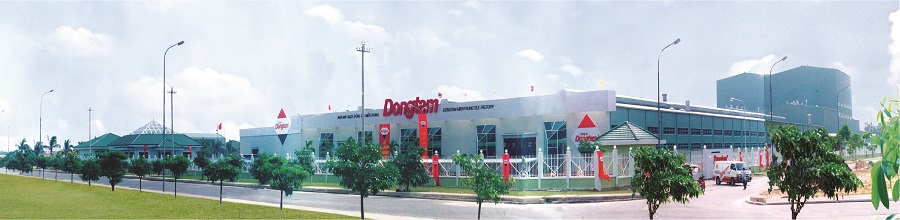 Nh&agrave; m&aacute;y Đồng T&acirc;m miền Trung kh&aacute;nh th&agrave;nh v&agrave;o 28/10/2000 (KCN Điện Nam - Điện Ngọc, Quảng Nam - nay l&agrave; TP. Đ&agrave; Nẵng)