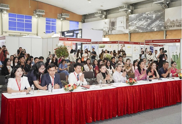 Quang cảnh Hội thảo