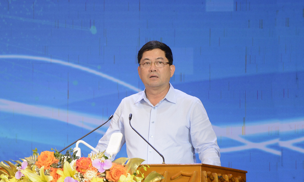 Đồng ch&iacute; Nguyễn Hồng Th&aacute;i, Ủy vi&ecirc;n Trung ương Đảng, B&iacute; thư Tỉnh ủy ph&aacute;t biểu tại hội nghị.