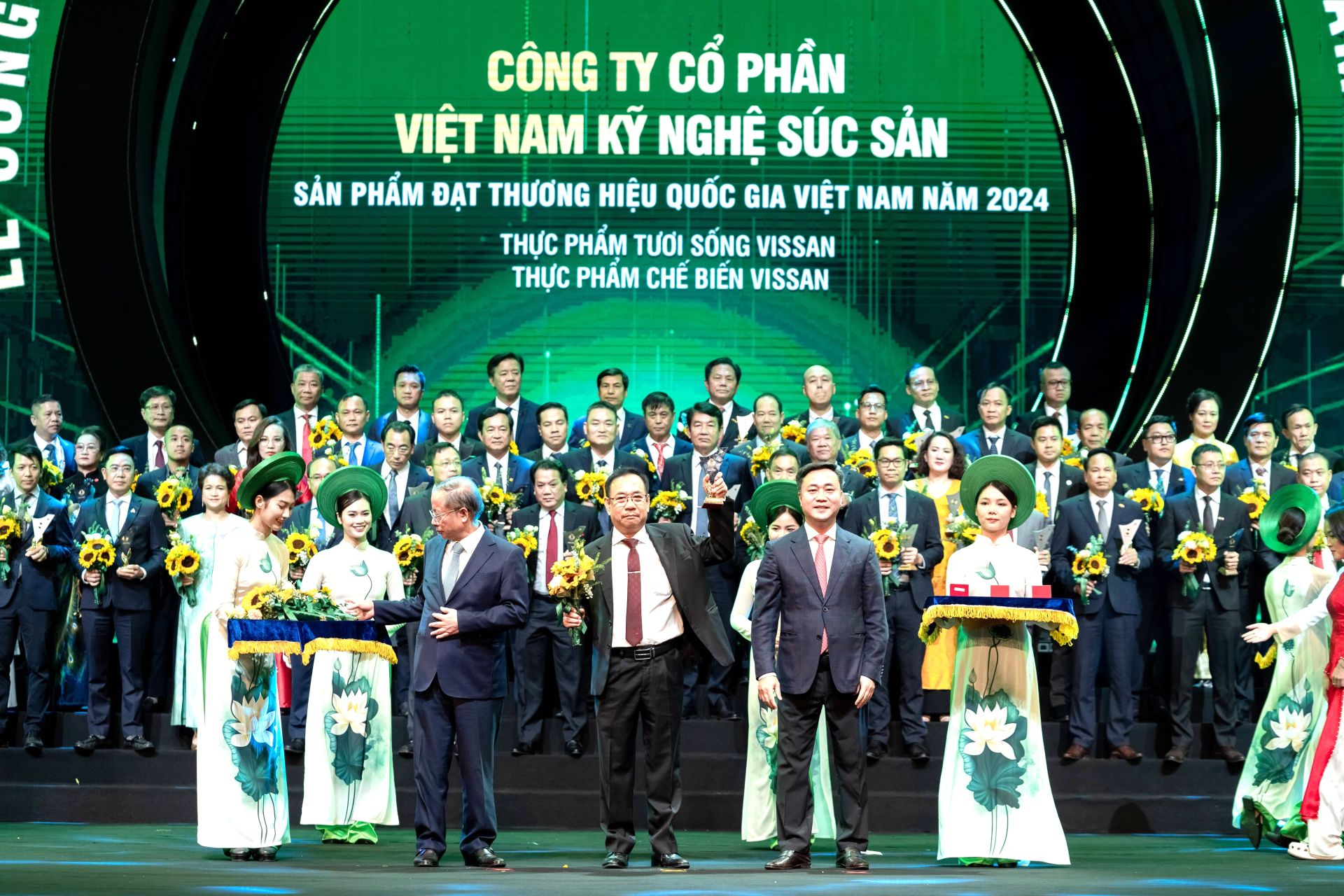 Thương hiệu Việt bứt phá từ nội lực: Từ “lực đẩy nội sinh” đến khát vọng định vị toàn cầu