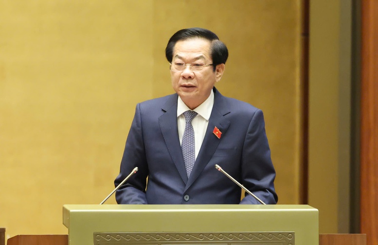 Thừa ủy quyền Thủ tướng Ch&iacute;nh phủ, Bộ trưởng Bộ Nội vụ tr&igrave;nh b&agrave;y Tờ tr&igrave;nh về việc th&agrave;nh lập th&agrave;nh phố Đồng Nai trực thuộc Trung ương - Ảnh: VGP/Nhật Bắc