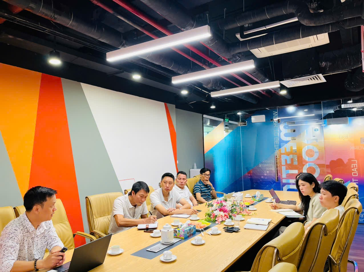 Chuyển đổi số báo chí không chỉ là xu hướng, mà là yêu cầu sống còn